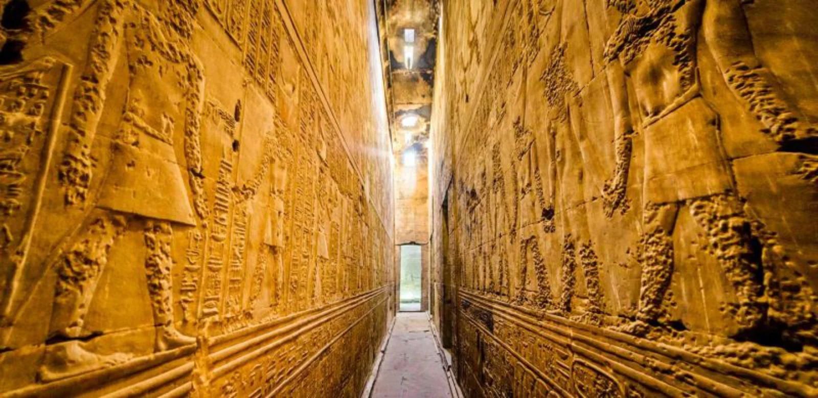 Tempio di Horus Edfu.jpg